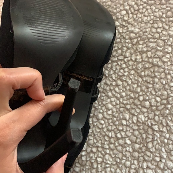 Pointed Stiletto Heels - Picture 13 of 15